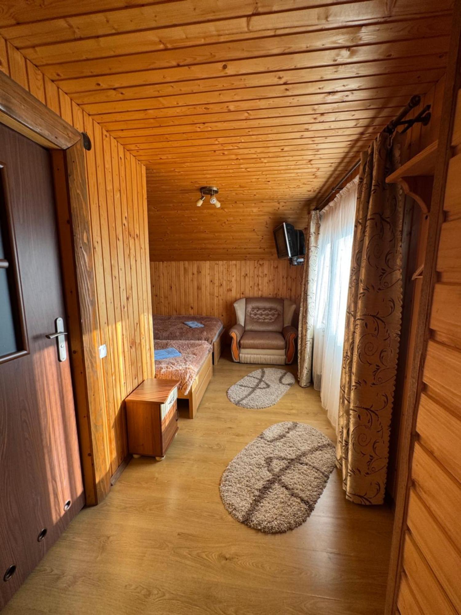 Опришок Hotel Palyanytsya Exterior photo