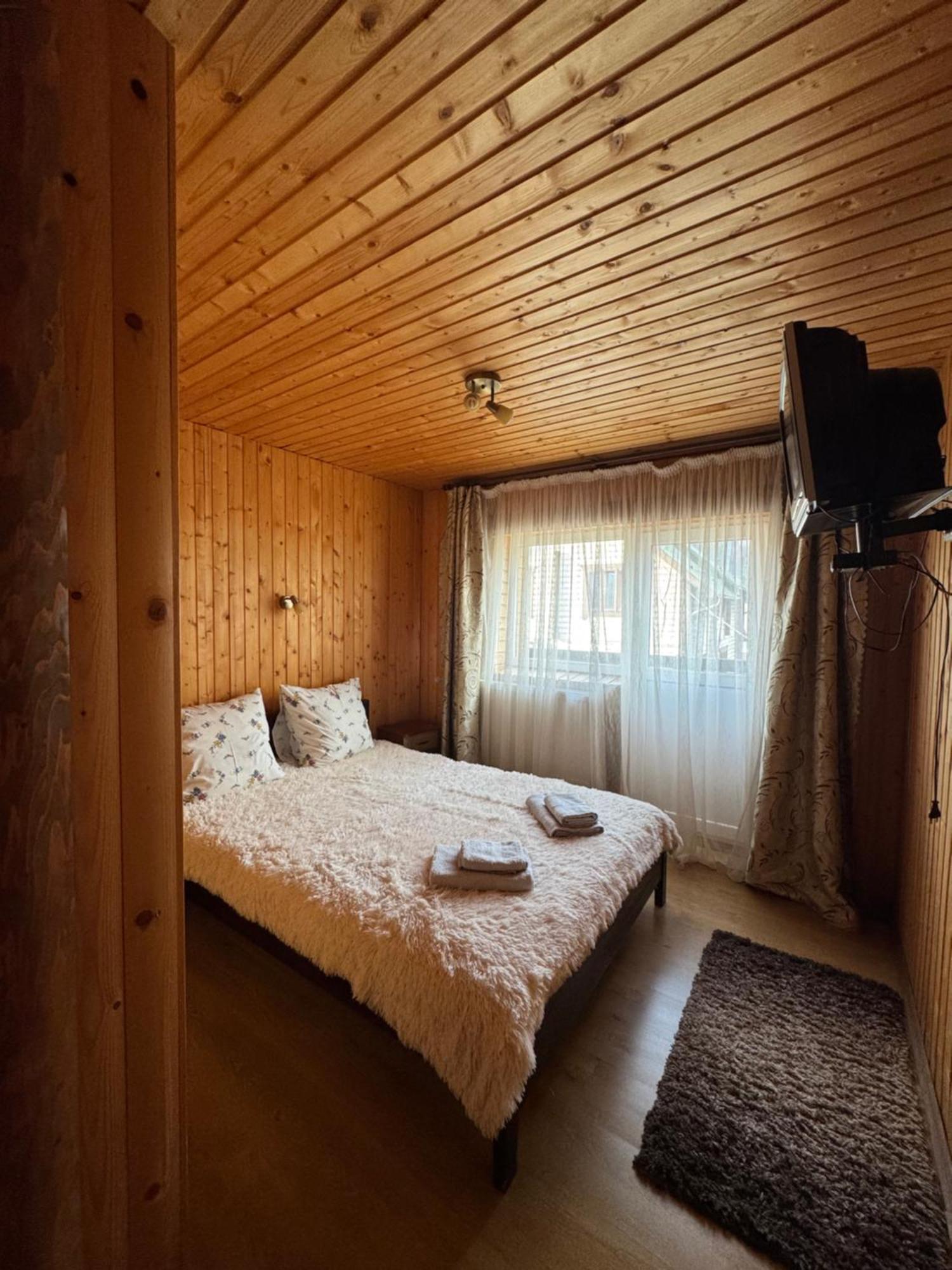 Опришок Hotel Palyanytsya Exterior photo