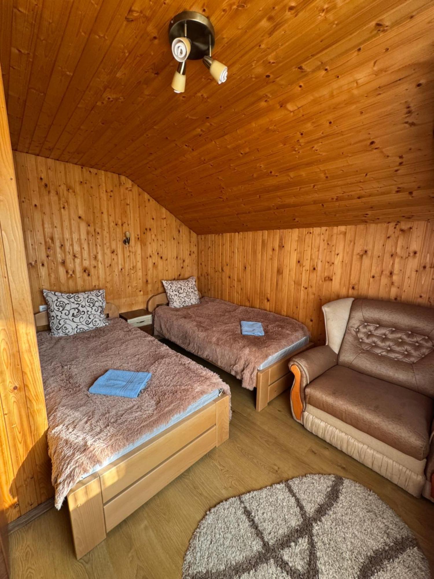 Опришок Hotel Palyanytsya Exterior photo